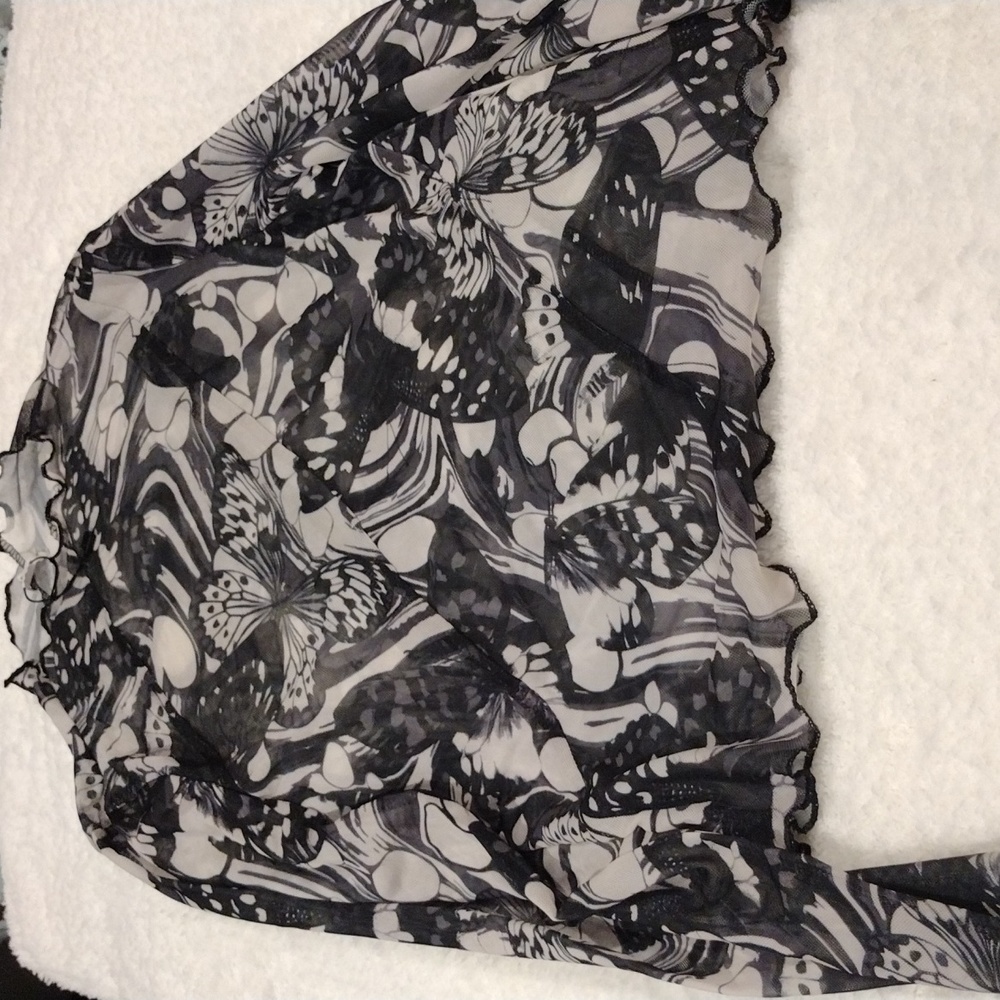Blouse - Picture 2 of 3